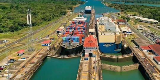 巴拿马运河8月5日起逐日过闸船舶提升至35艘