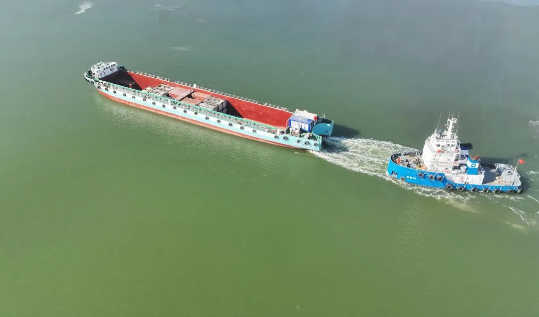 黄金水道”空箱调运顺遂完成首航，，潍坊港区“海河联运”通道再添新动能