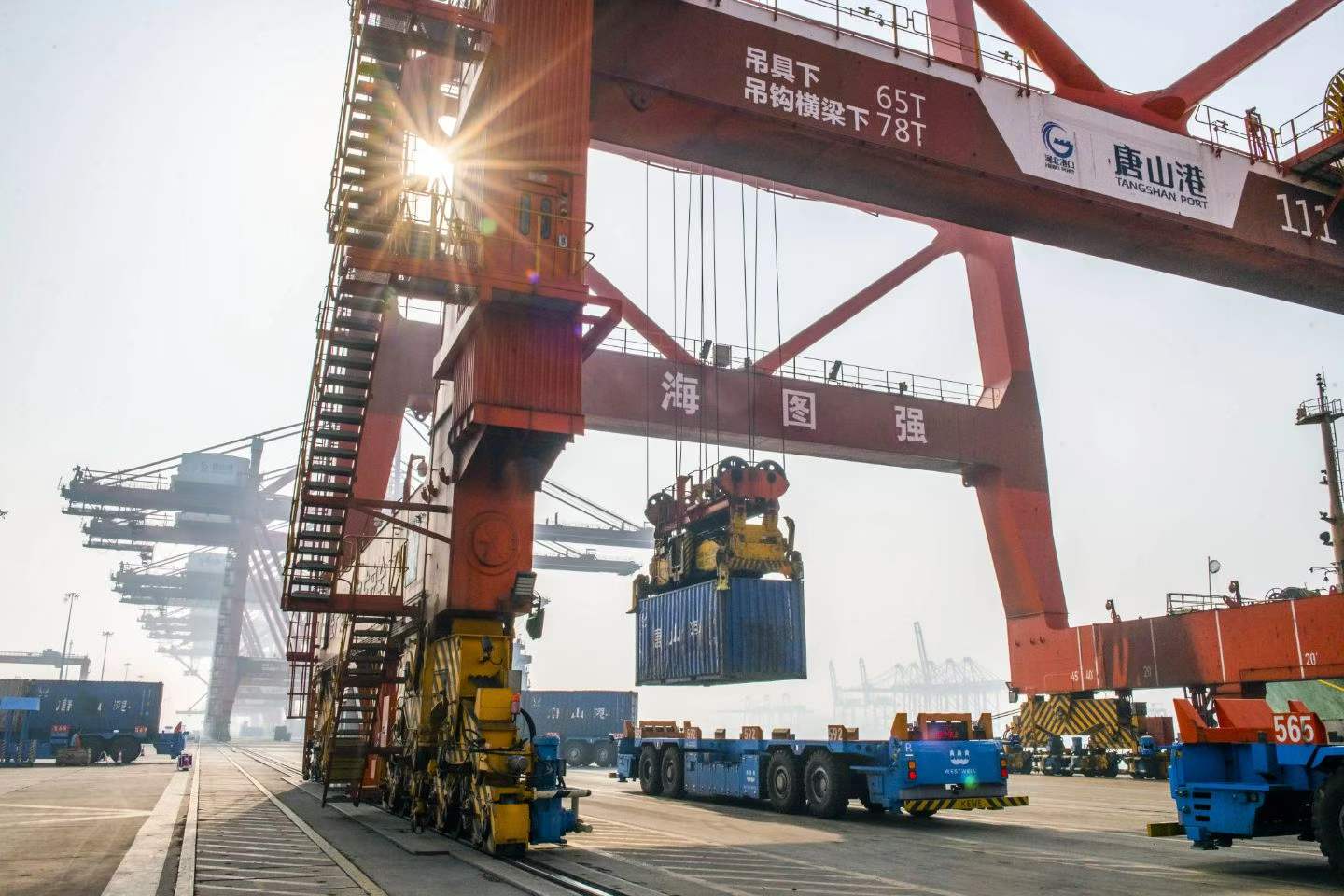 为什么内贸集装箱海运询价必需提供详细地点和货名这2个要害要素